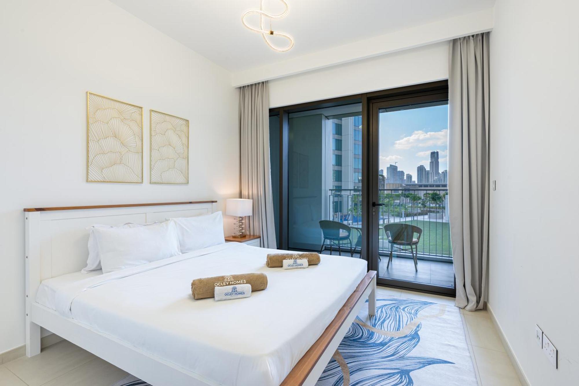 Beautiful With Full Burj View In Downtown Apartment